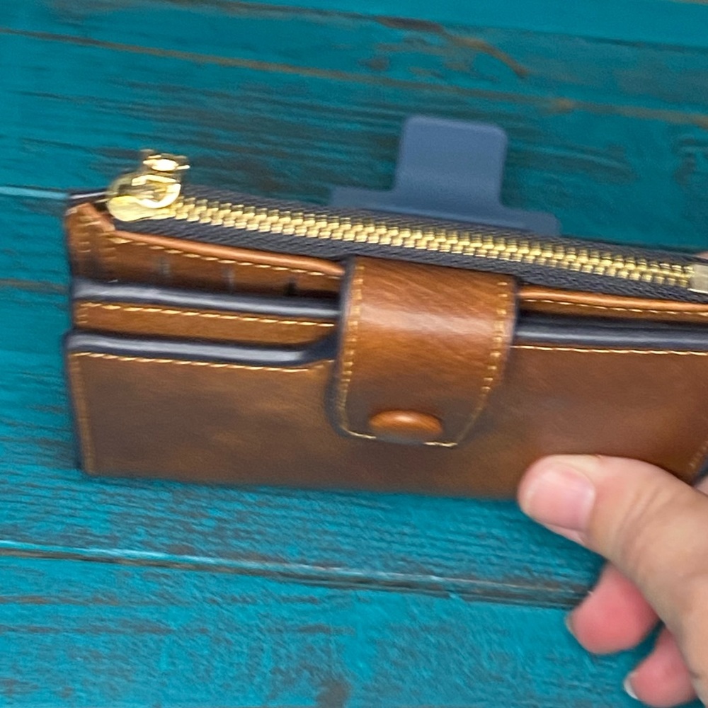 Pleather wallet - Picture 2 of 8